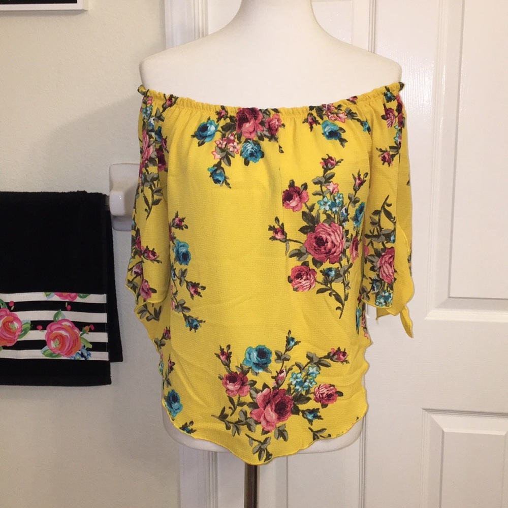 Floral fall off the shoulder top